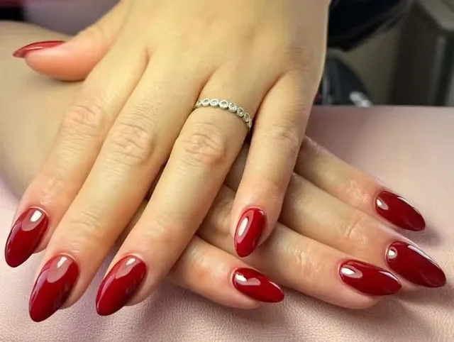 Manicure semipermanente